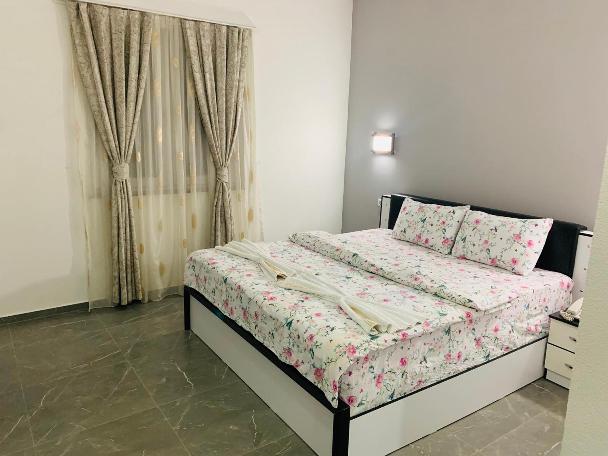 Hotel Albatros Prizren Esterno foto